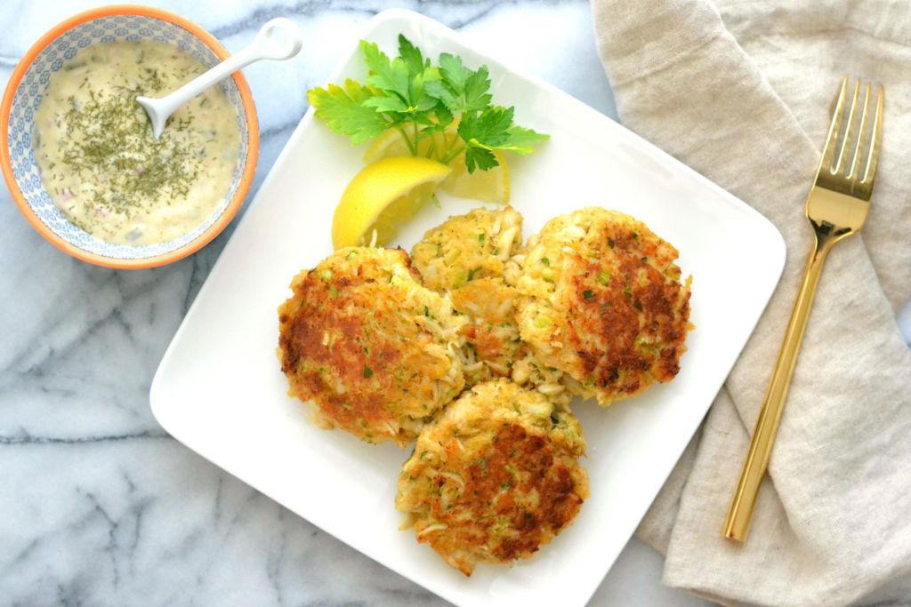 love_and_food_froeva_maryland_style_crabcakes