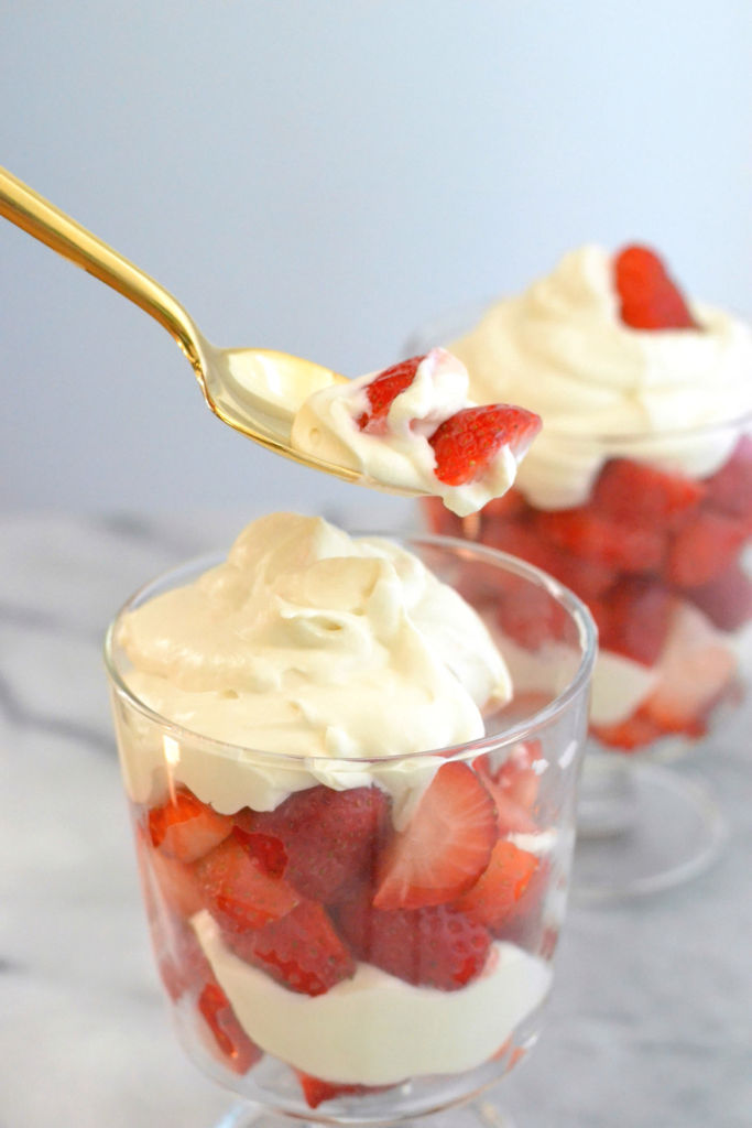 strawberries_and_cream_love_and_food_foreva
