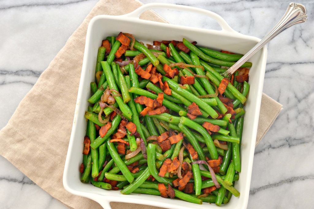green_beans_bacon_shallots_love_and_food_foreva